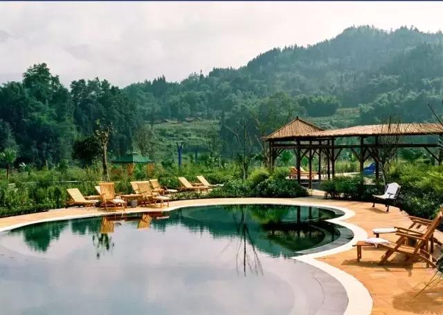 峨边黑竹沟温泉山庄住宿_成都黑竹沟温泉山庄_成都桑拿推荐