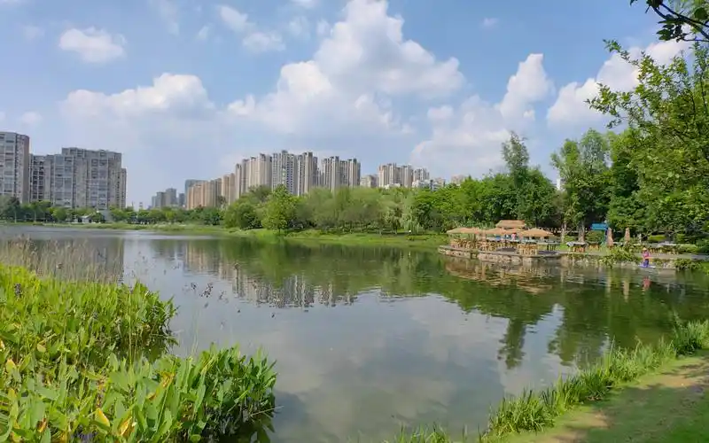 成都运动休闲圣地_成都休闲哪里好_成都亲子运动场所